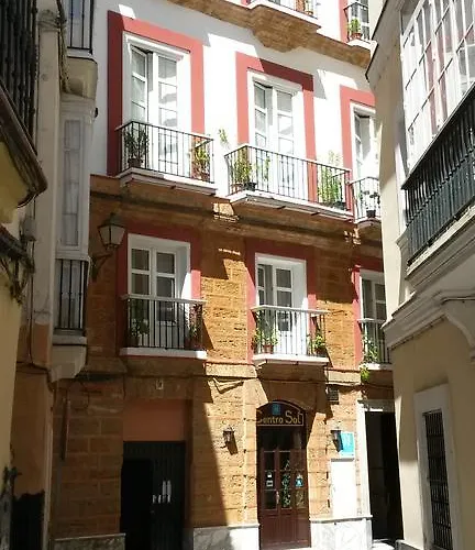 Centro Sol Konukevi Cadiz