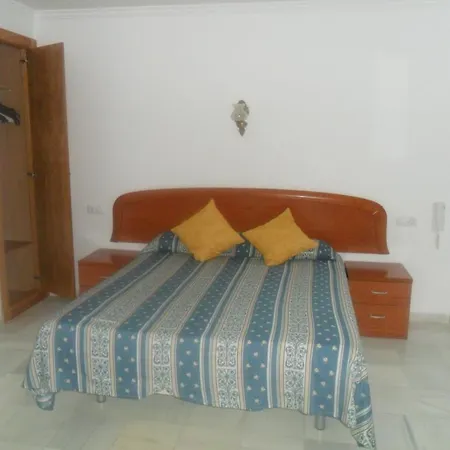 Centro Sol بيت ضيافة كاديز